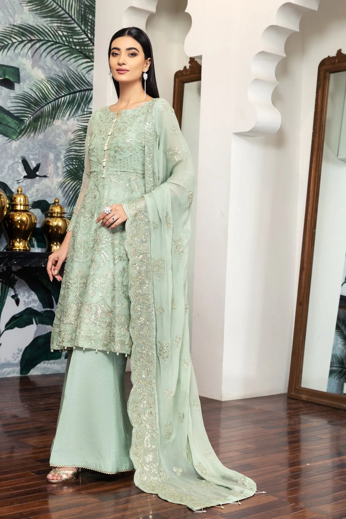 Alizeh Embroidered Chiffon Royale De Luxe Collection – Saphir