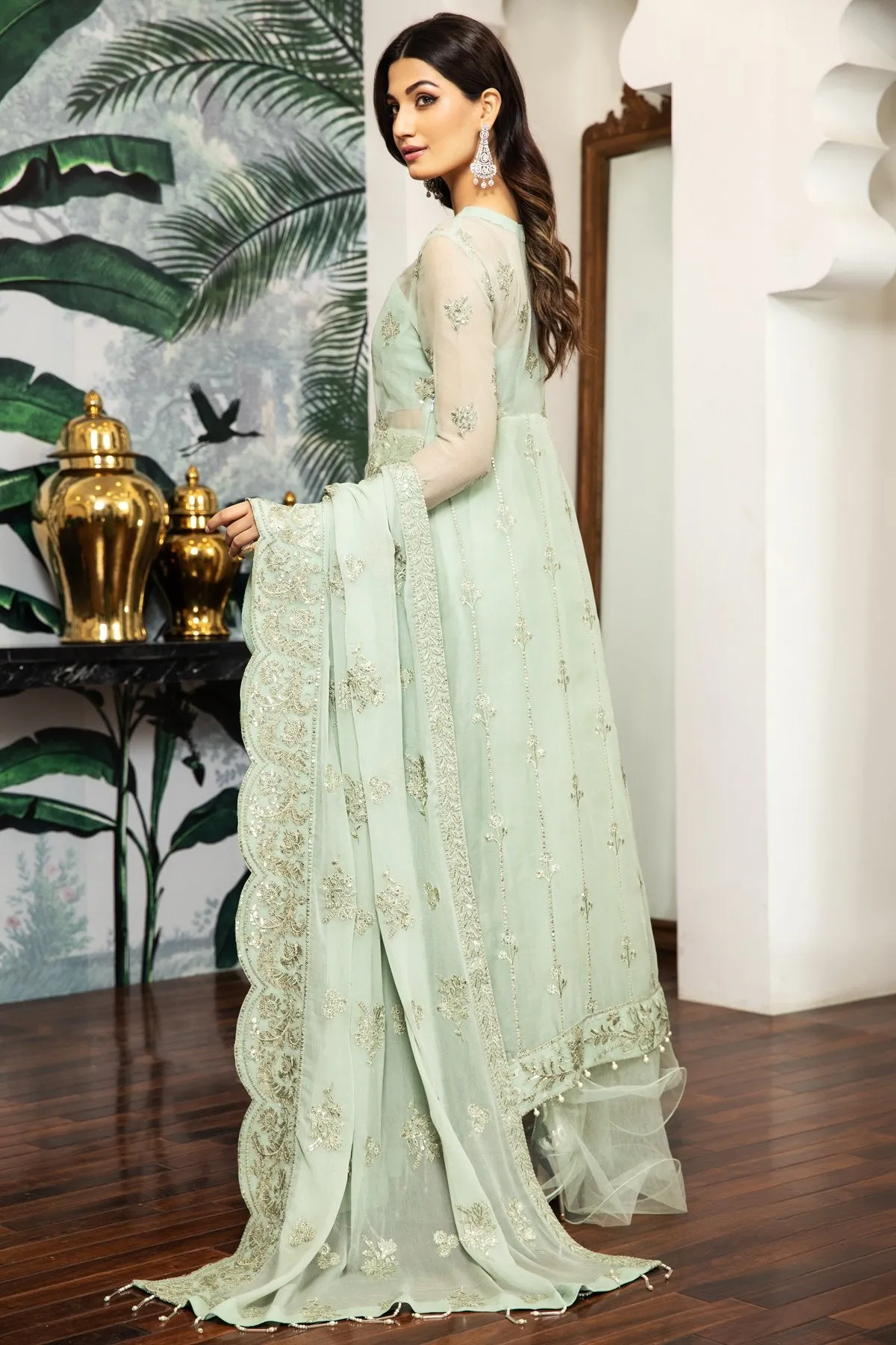 Alizeh Embroidered Chiffon Royale De Luxe Collection – Saphir