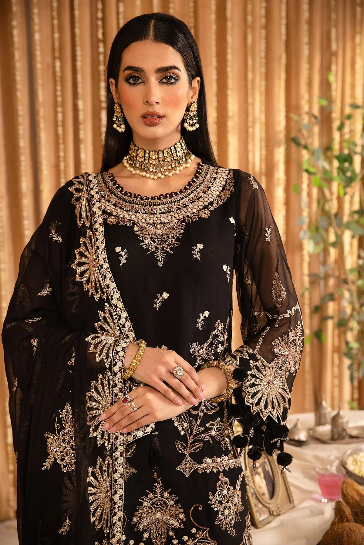 Alizeh Mehfil-e-Uroos Formal Collection – Yesra - V16D05 Embroidered Chiffon Black