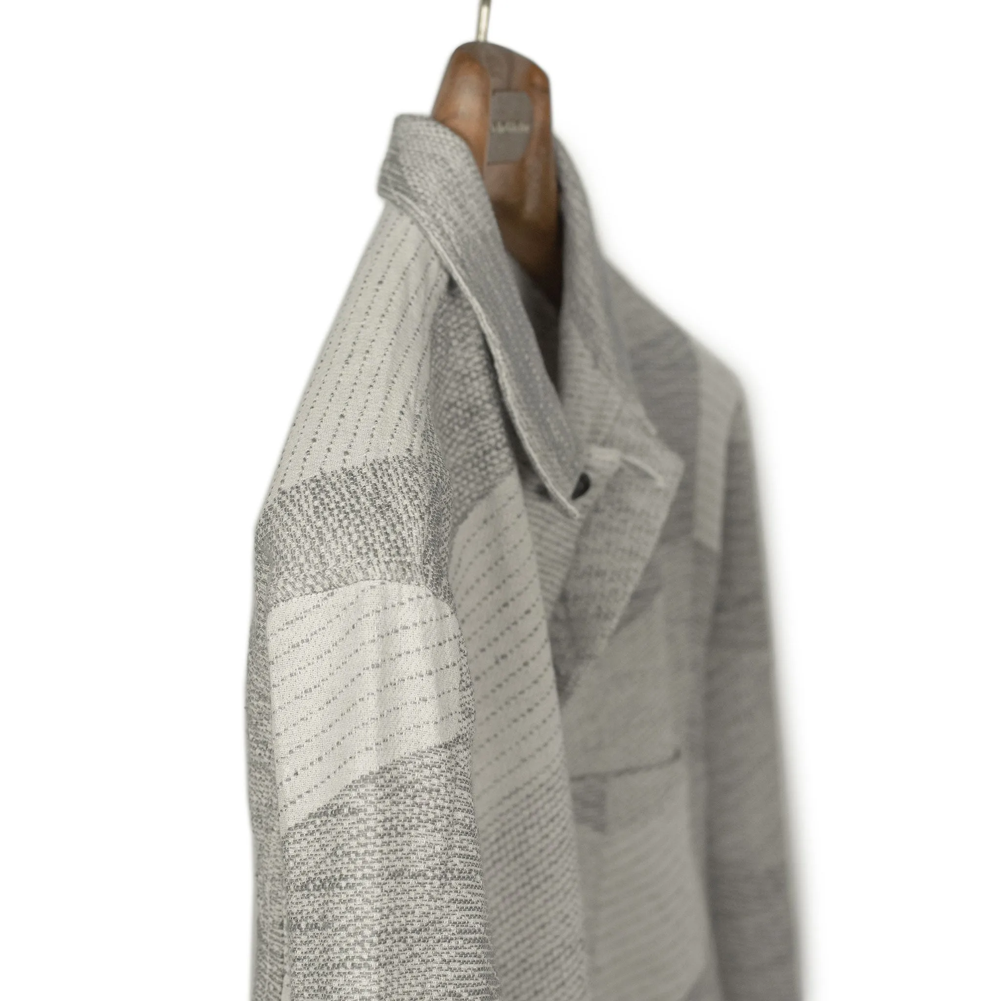 Shop jacket in ash grey cotton zig-zag jacquard