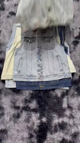 Y2k DENIM VEST COATS 7 PCS